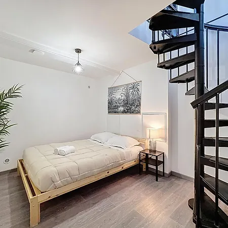 아파트 2 Niveaux Charme & Confort *